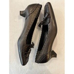 Stuart Weitzman Slip On Loafers With Her Shoes Size 8 Brown Leather Kitten Vinta